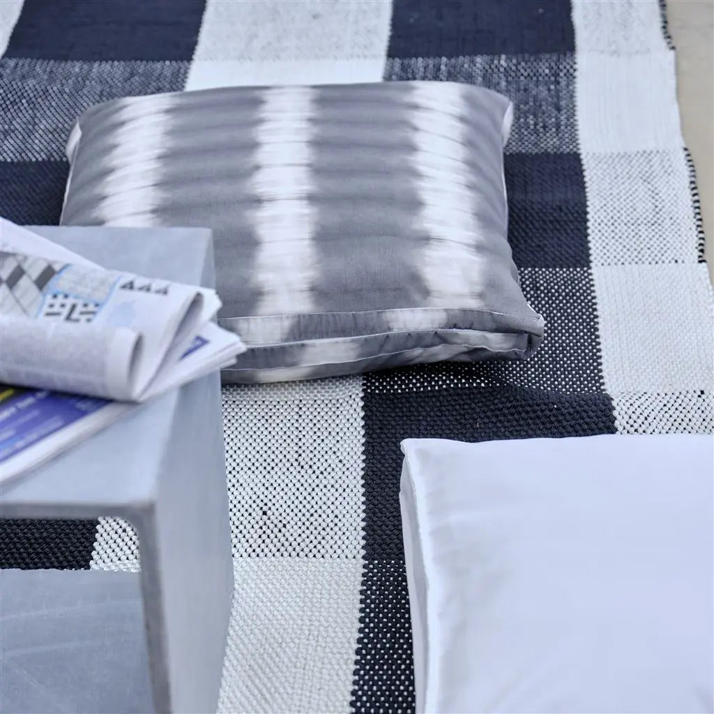 SALIYA NOIR OUTDOOR RUG